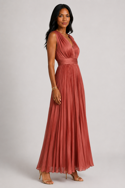 Vestido midi plisado con escote en V
