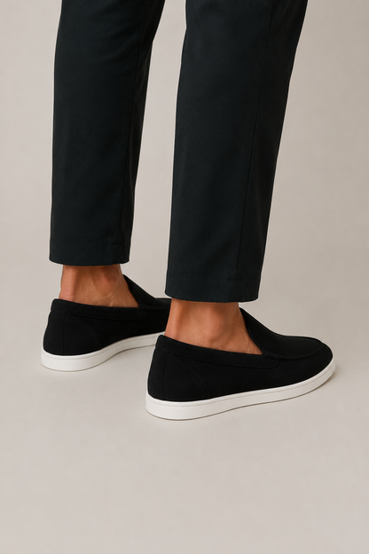 Elegantes mocasines de ante