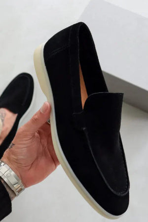 Elegantes mocasines de ante